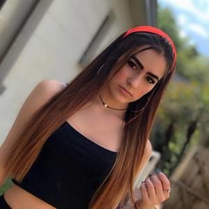 Meet your Posher, Karissa